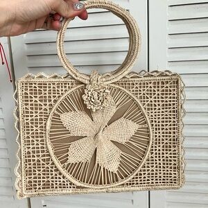 Elegant Woven Handbag in Tan